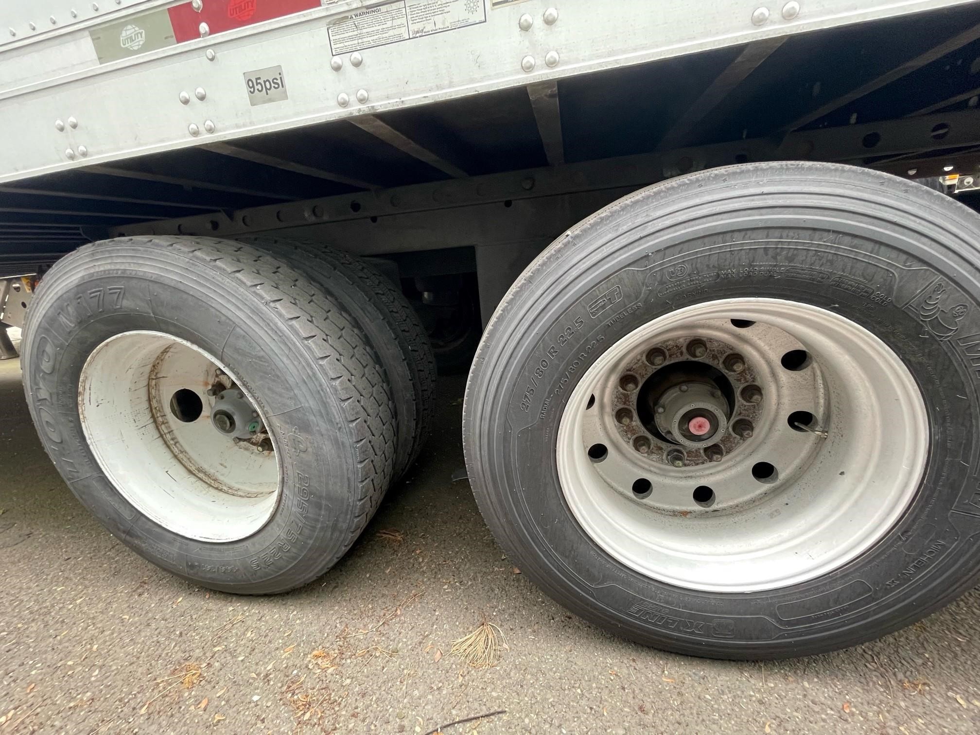 2009 UTILITY 8028127856