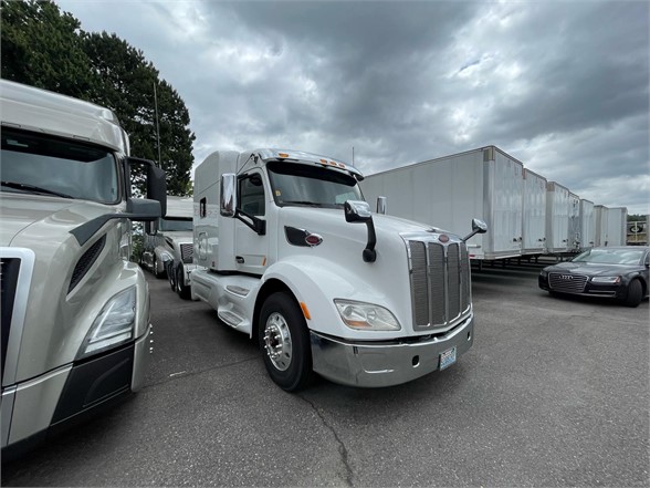 2017 PETERBILT 579 8028134498