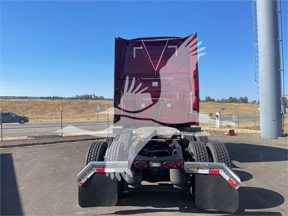 2020 VOLVO VNL64T860 8035330628