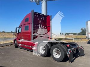 2020 VOLVO VNL64T860 8035330633