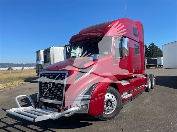 2020 VOLVO VNL64T860 8035330646